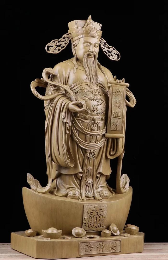 Thần Tài gỗ mang phong cách truyền thống