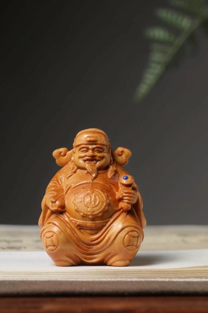 Thần Tài gỗ phù hợp trang trí cửa hàng