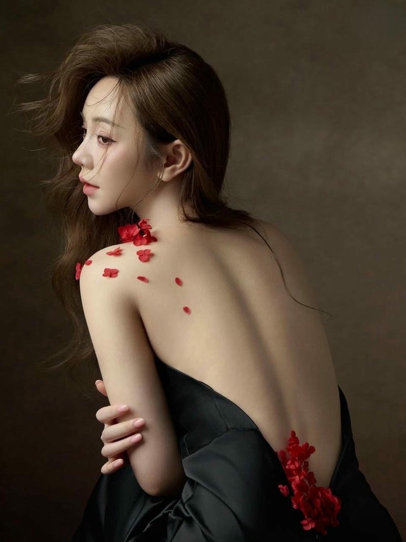 ảnh đẹp nghệ thuật quỳnh kool sexy