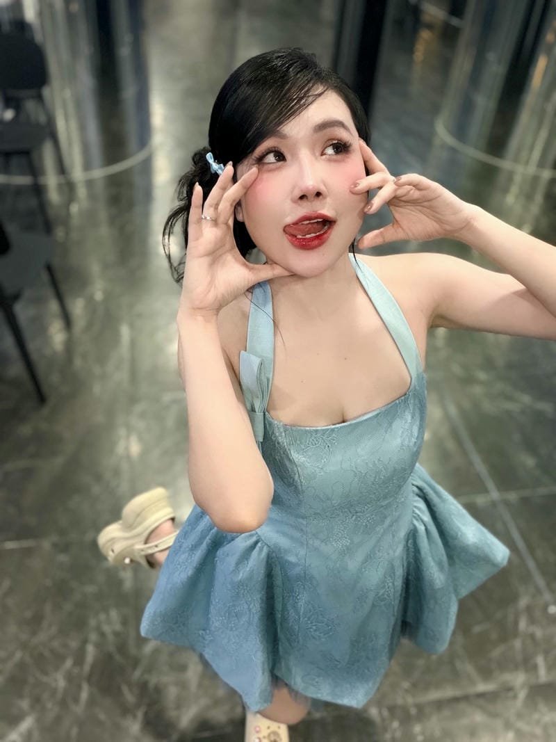 ảnh viên vibi lộ hàng hot