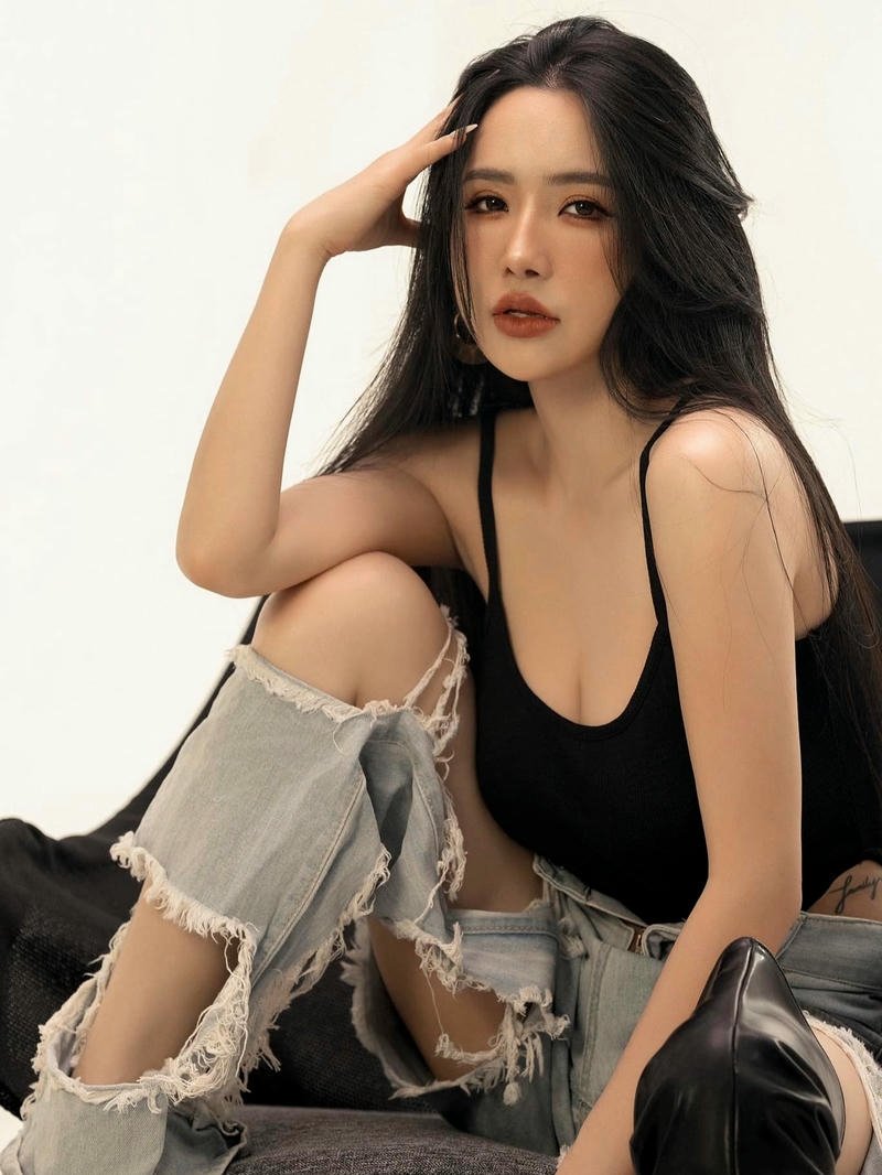 ảnh viên vibi lộ hàng sexy nhất