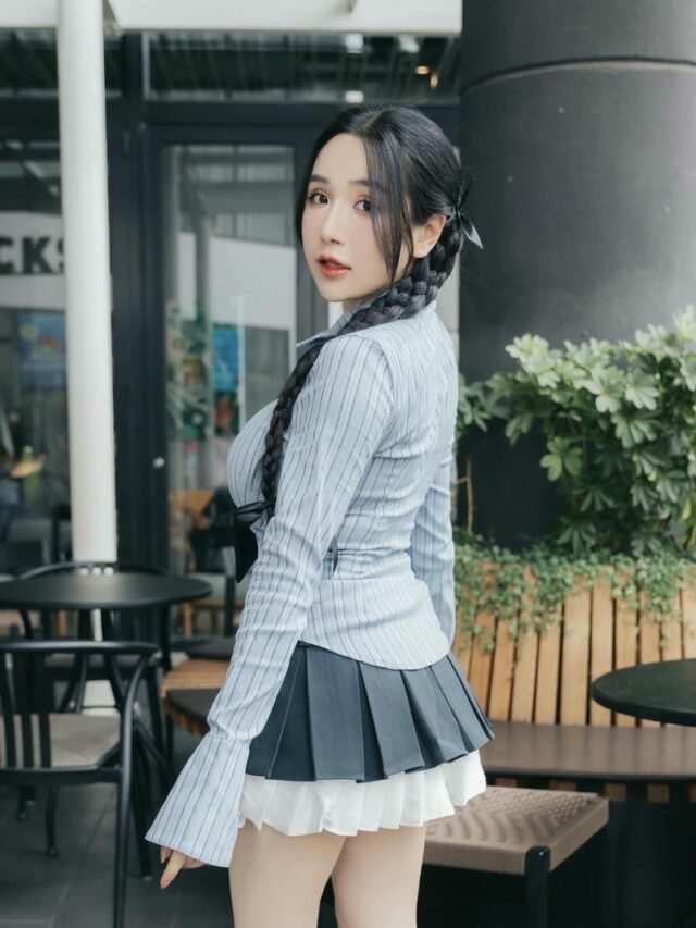 Chia sẻ 180+ ảnh Viên Vibi lộ hàng khoe thân hình sexy, bốc lửa