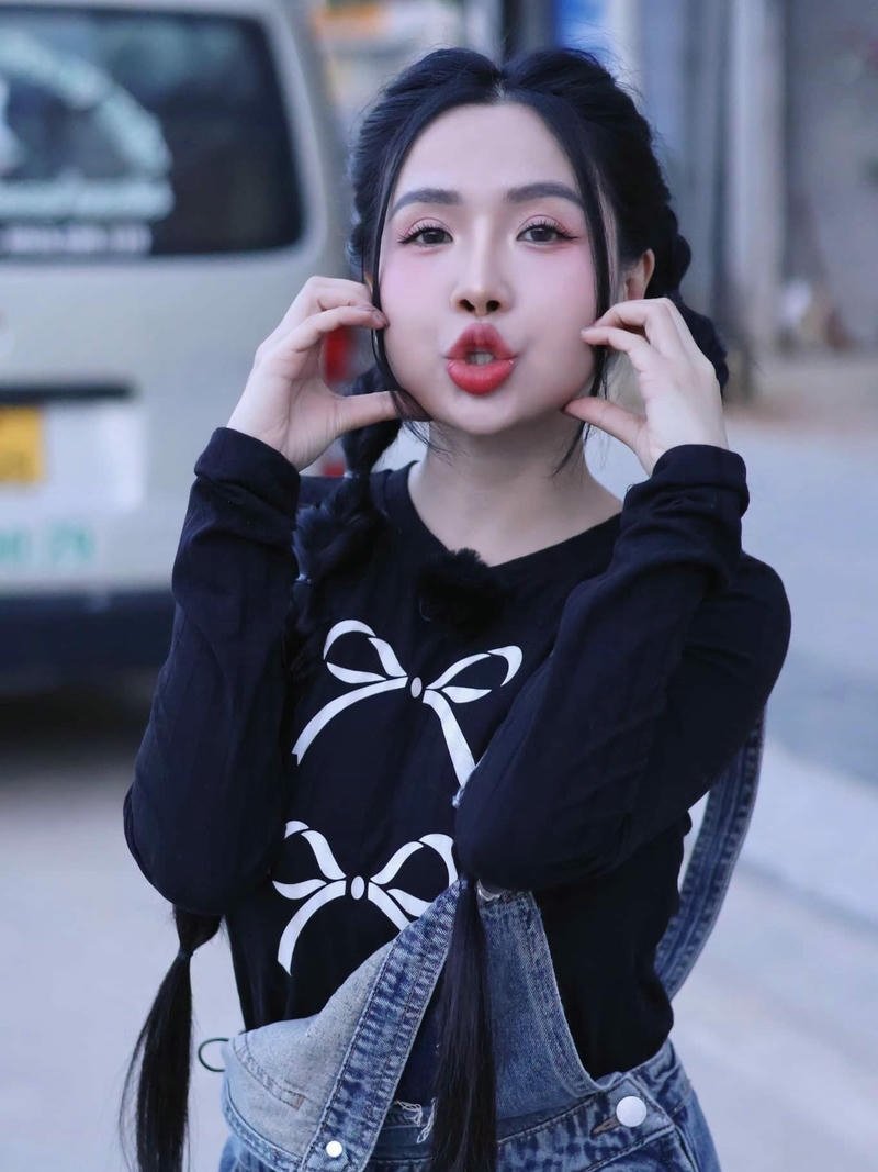 hình ảnh viên vibi lộ hàng 4K