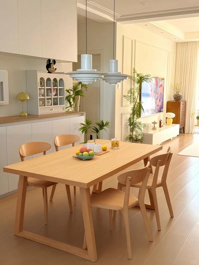 thiết kế bàn theo phong cách tối giản