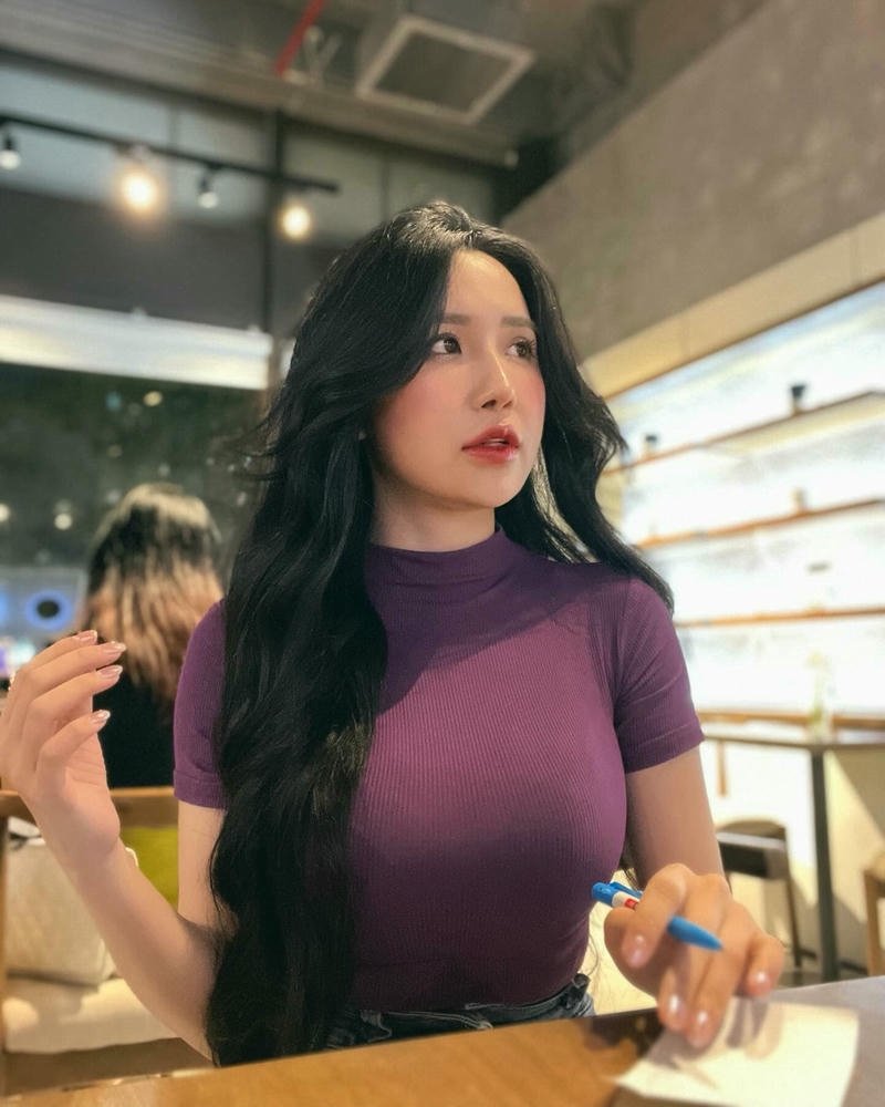 viên vibi lộ hàng body chuẩn hot