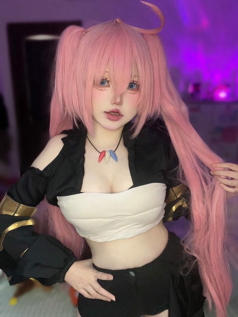 Cosplay Krixi liên quân áo crop top đen năng động