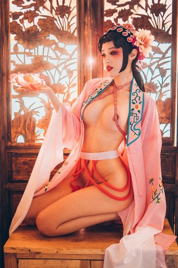 Cosplay Trung Quốc quyến rũ phong huyền bí