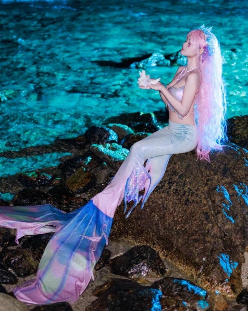 Cosplay nàng tiên cá xinh đẹp ảo diệu lung linh
