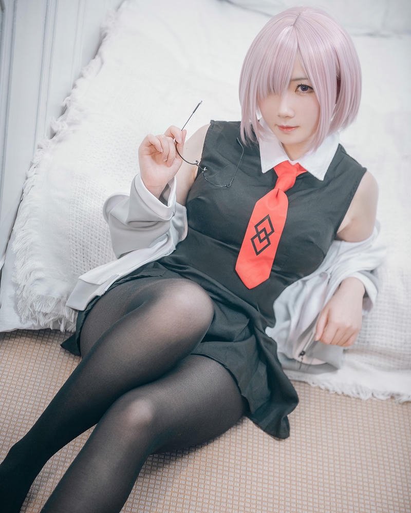 Gái xinh ảnh cosplay nhân vật anime hiện đại
