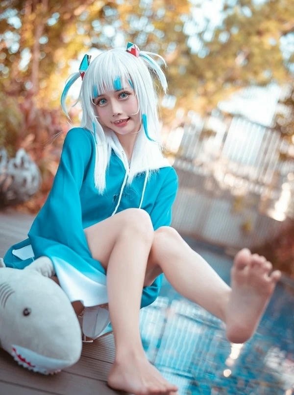 Hình cosplay Yaoyaoqwq Gawr Gura hot