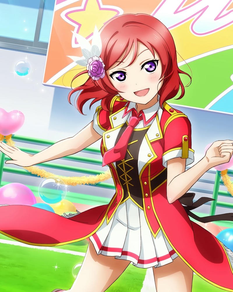 Nhân vật anime nữ thần tượng tóc đỏ biểu diễn vui