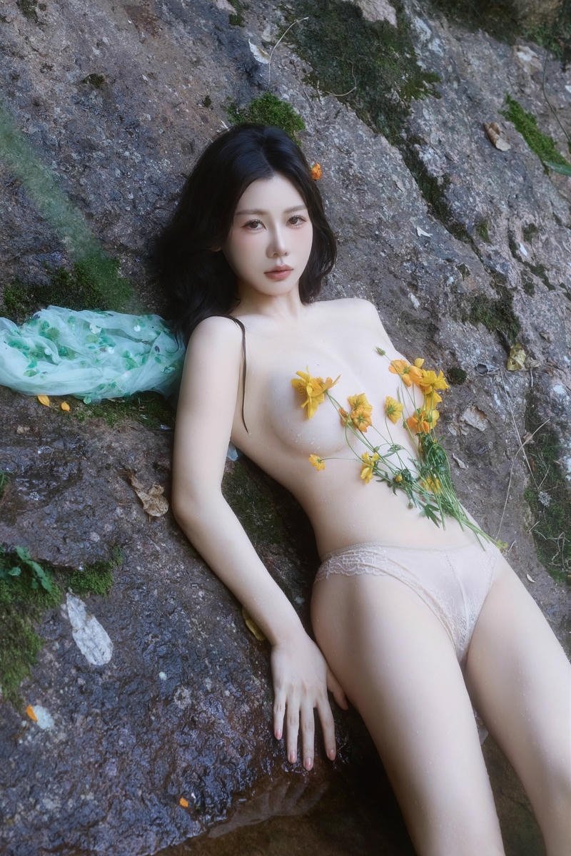 Ảnh gái xinh khoả thân siêu nóng bỏng