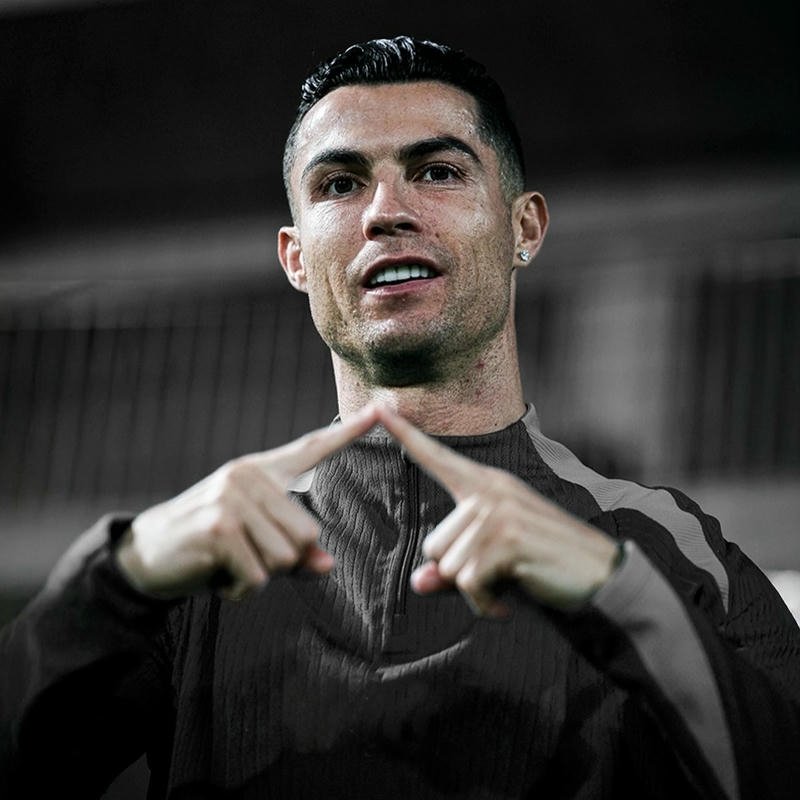 89+ Avatar Ronaldo (CR7) cực ngầu, chất lượng 4k cho fan Ảnh huyền thoại bóng đá tạo dáng tay trái tim nghệ thuật