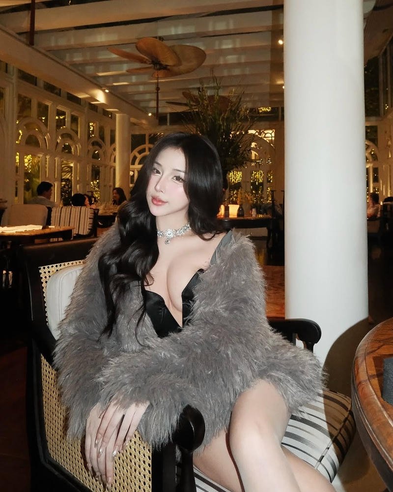 Ảnh khe vú cực phẩm OnlyFans