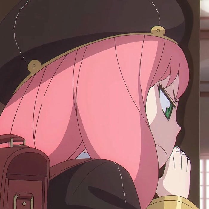 Hình ảnh avatar Tiktok đẹp anime bé gái tóc hồng góc nghiêng