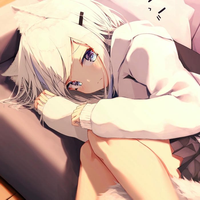 Hình ảnh avatar Tiktok đẹp anime nữ tóc trắng nằm quyến rũ