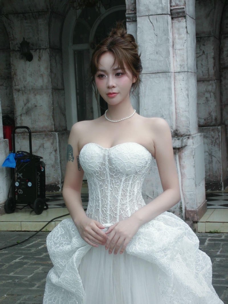 Hình ảnh hiện đại cùng Misthy thật sexy