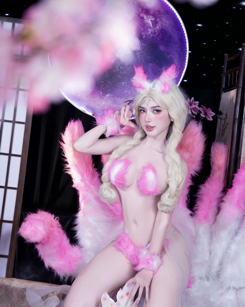 Leak Ngô Thị Mỹ Duyên khoe vòng ba đầy đặn mê ly