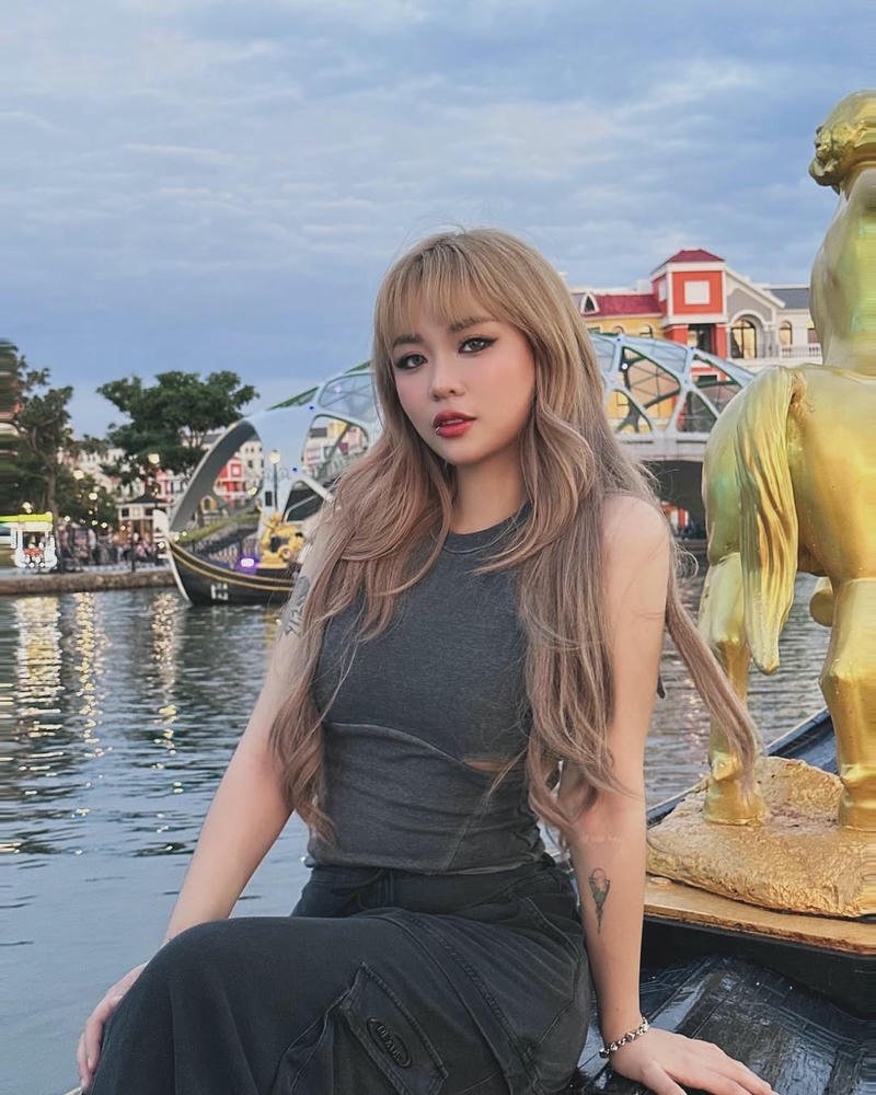 Misthy sexy nét đẹp hiện đại đầy ấn tượng