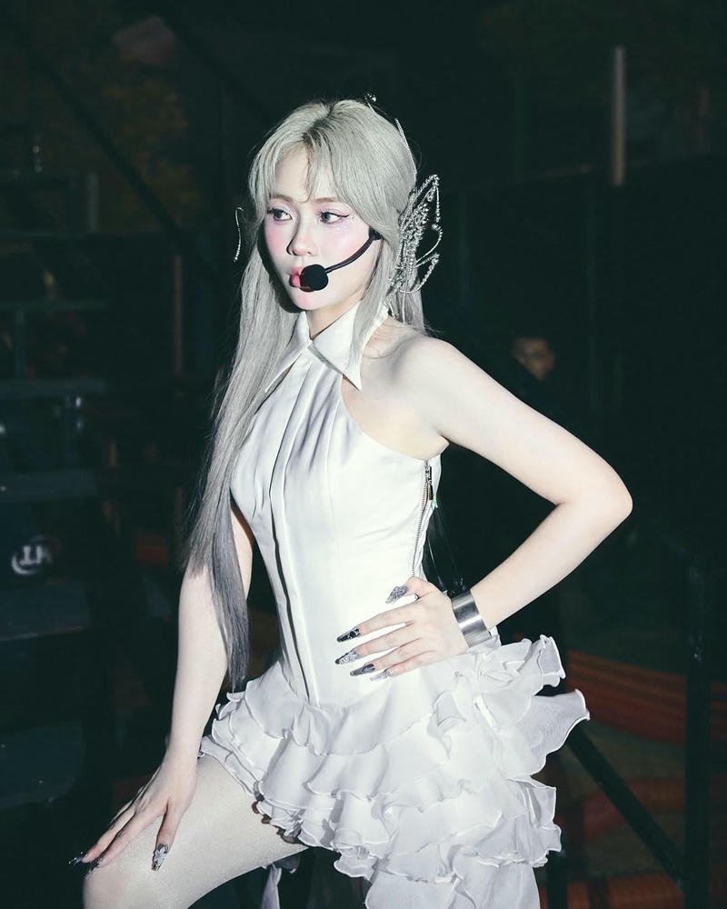 Misthy sexy thần sắc tươi mới cuốn hút nhìn