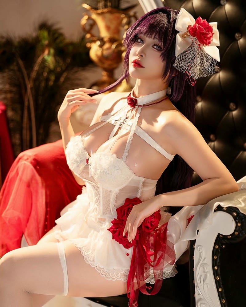 Tiny Asa Leak lộ hàng vòng một căng tròn mê hoặc ánh nhìn