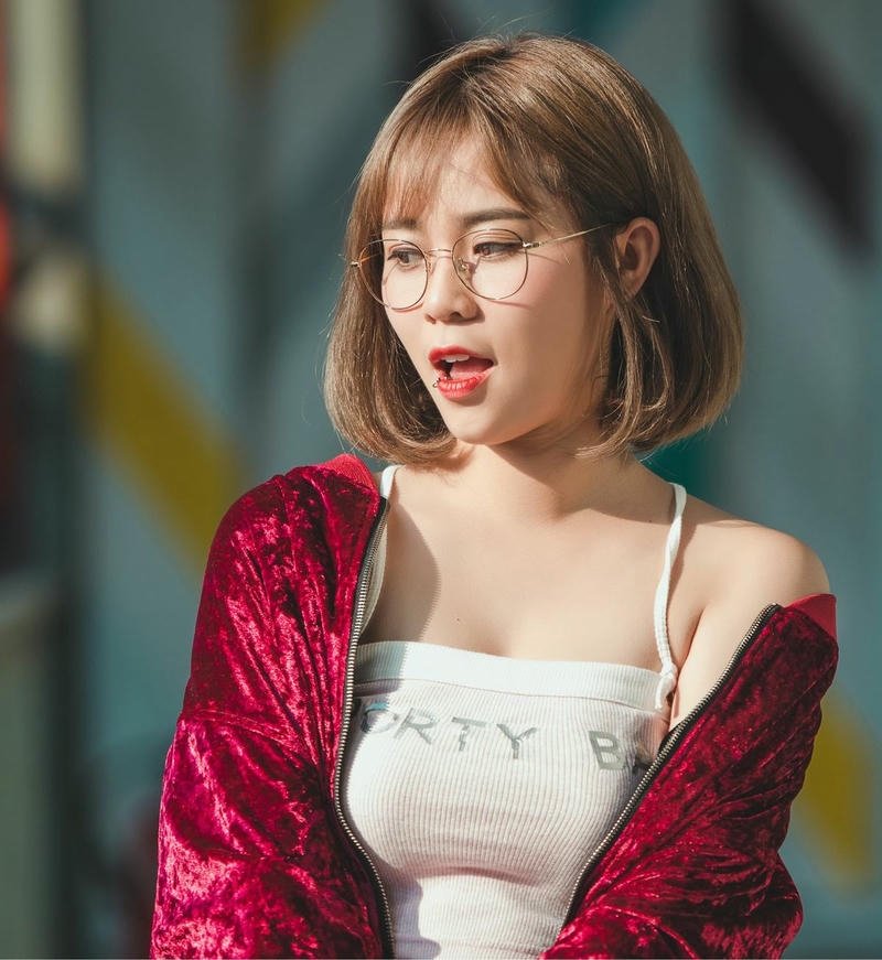 Vẻ ngoài hiện đại Misthy phong thái sexy