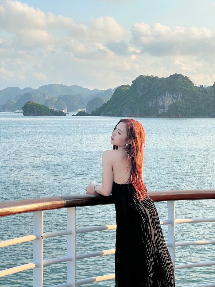 ảnh mc phương thảo bikini góc chụp nghiêng sexy