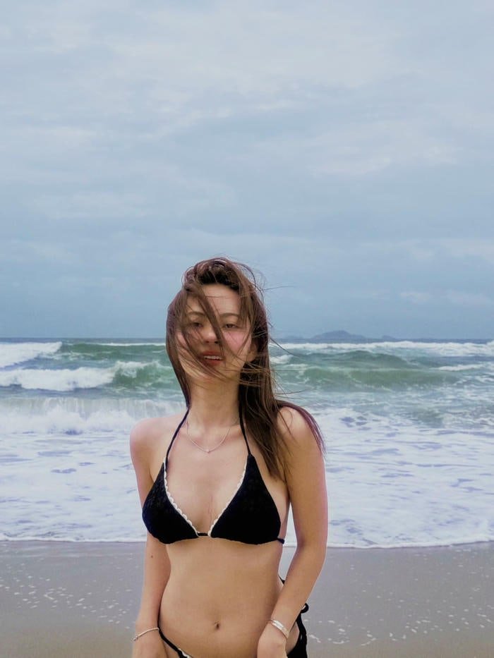 ảnh ngô lan hương bikini vóc dáng cân đối