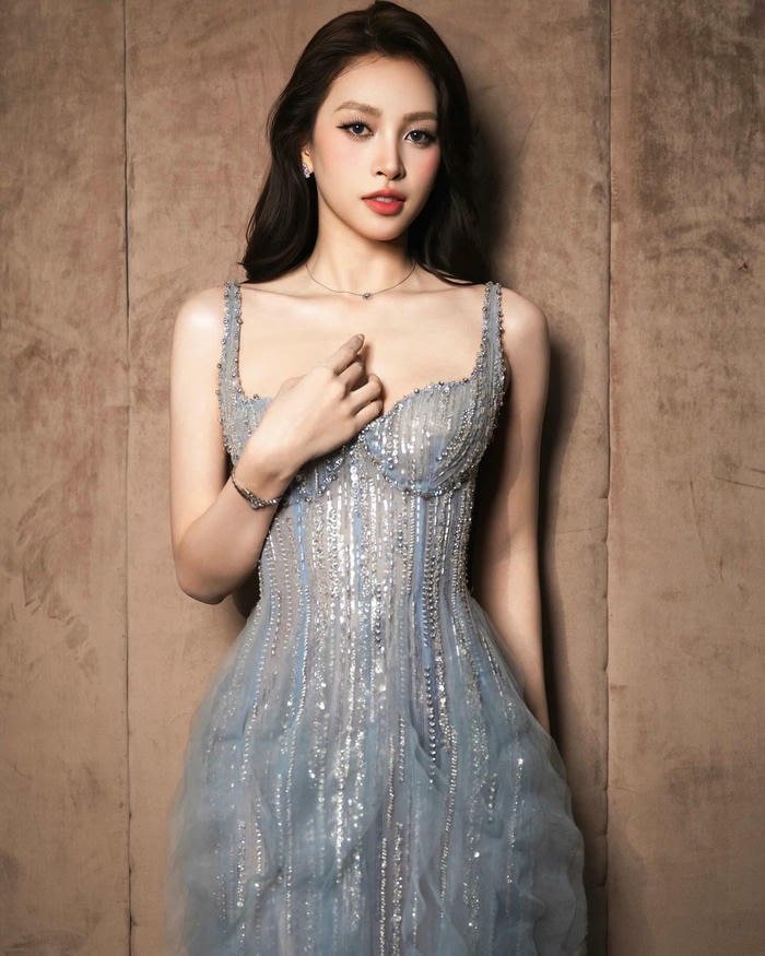 ảnh tiểu vy bikini phong thái sexy nhẹ