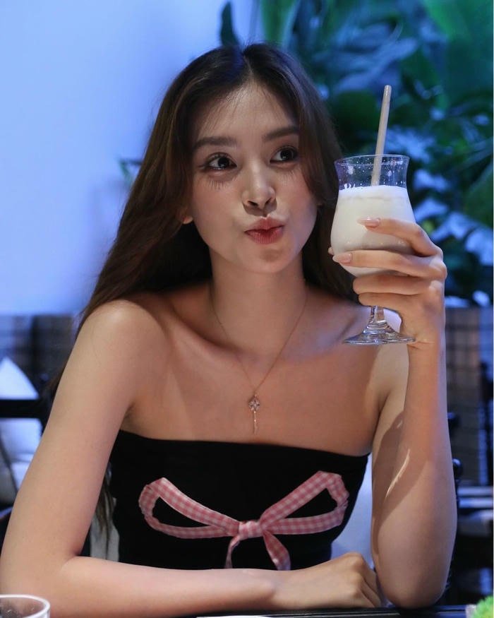 ảnh tiểu vy bikini trang phục tôn dáng