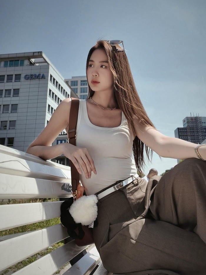 hình ảnh lê nguyễn bảo ngọc bikini concept chụp hè