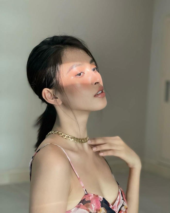 hình ảnh tiểu vy bikini vóc dáng nổi bật