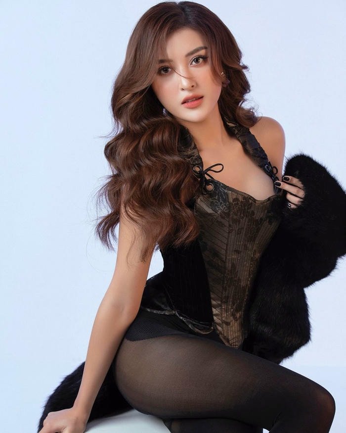 huyền my bikini vẻ đẹp trưởng thành