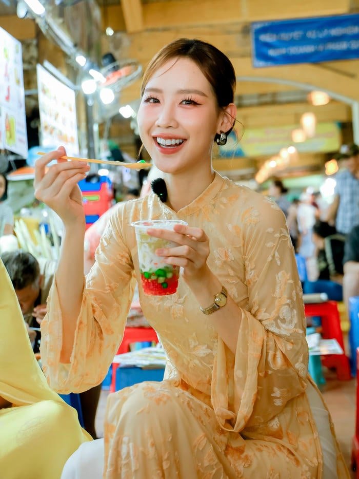 lê nguyễn bảo ngọc bikini tone sáng dịu