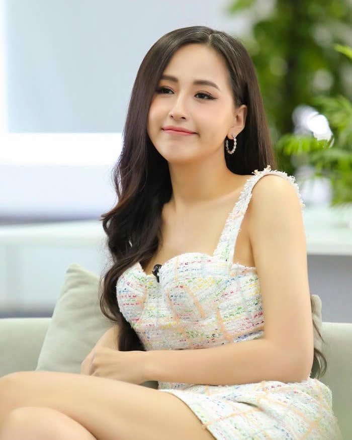 mai phương thúy bikini trang phục tôn dáng