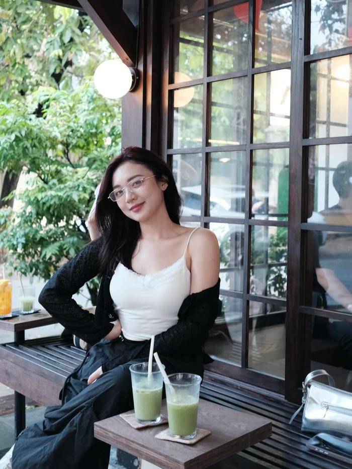 mc phương thảo bikini tone sáng nhẹ