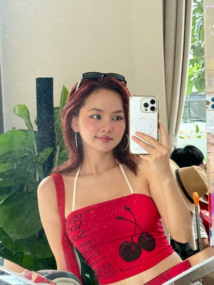 phong thái biển cuốn hút ngô lan hương bikini