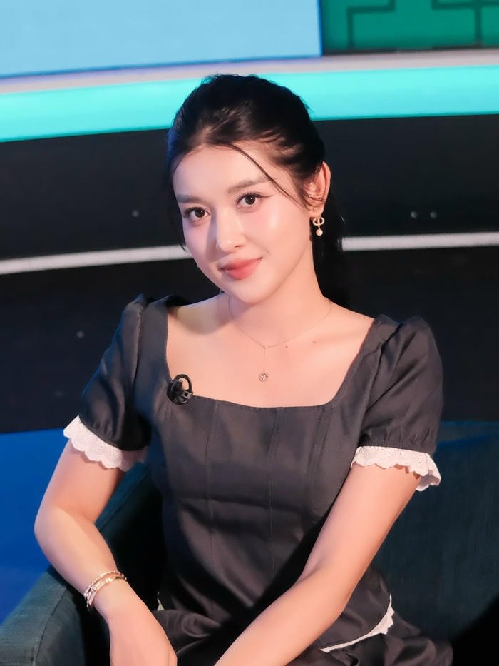 thân hình nữ tính nét huyền my bikini