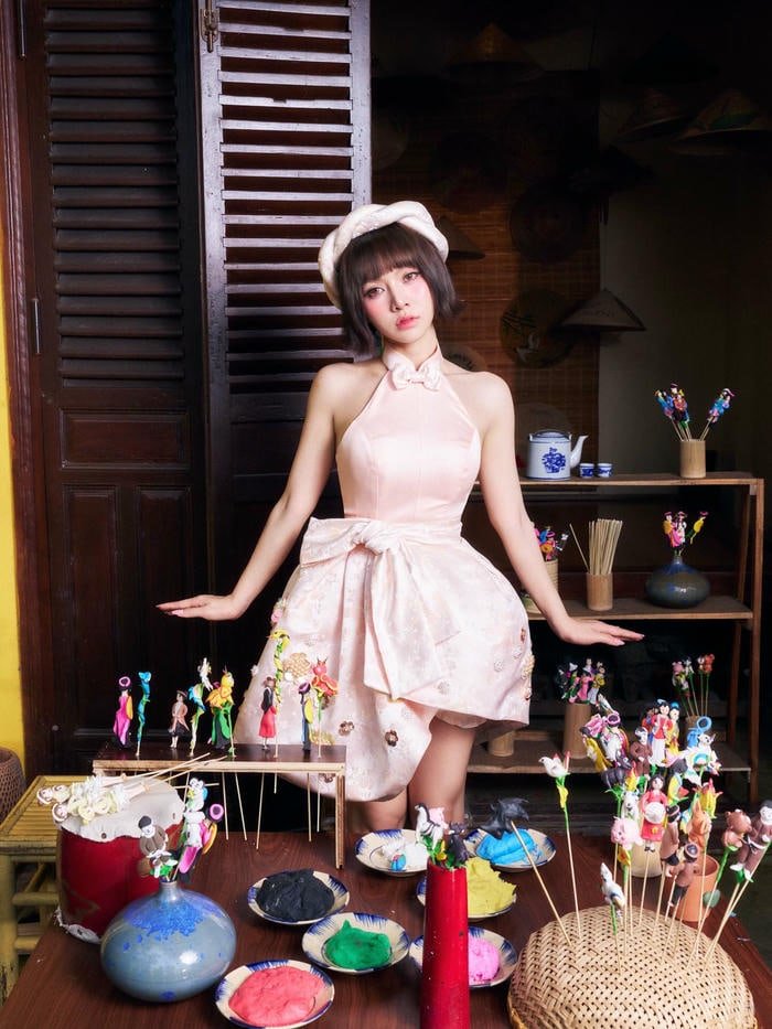 thần thái quyến rũ nổi bật ngô lan hương bikini