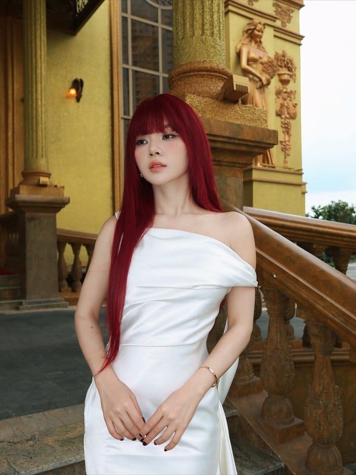 vibe nghỉ dưỡng cuốn hút ngô lan hương bikini