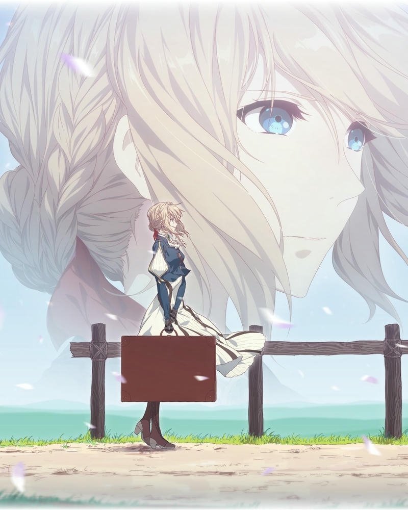 Ảnh Violet Evergarden tóc bay trong gió nền trời trắng xóa