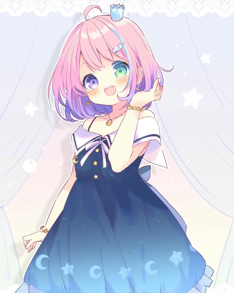 Ảnh anime nữ tóc ngắn nét mặt vui tươi giàu biểu cảm