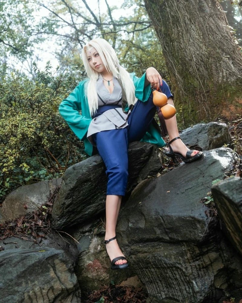 Cosplay tsunade mang hình ảnh mạnh mẽ đầy cuốn hút riêng