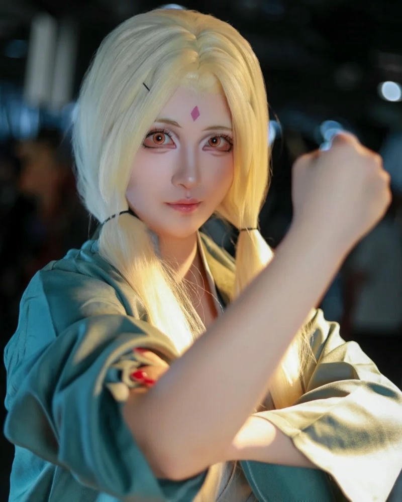 Cosplay tsunade mang phong cách hiện đại pha nét cổ điển