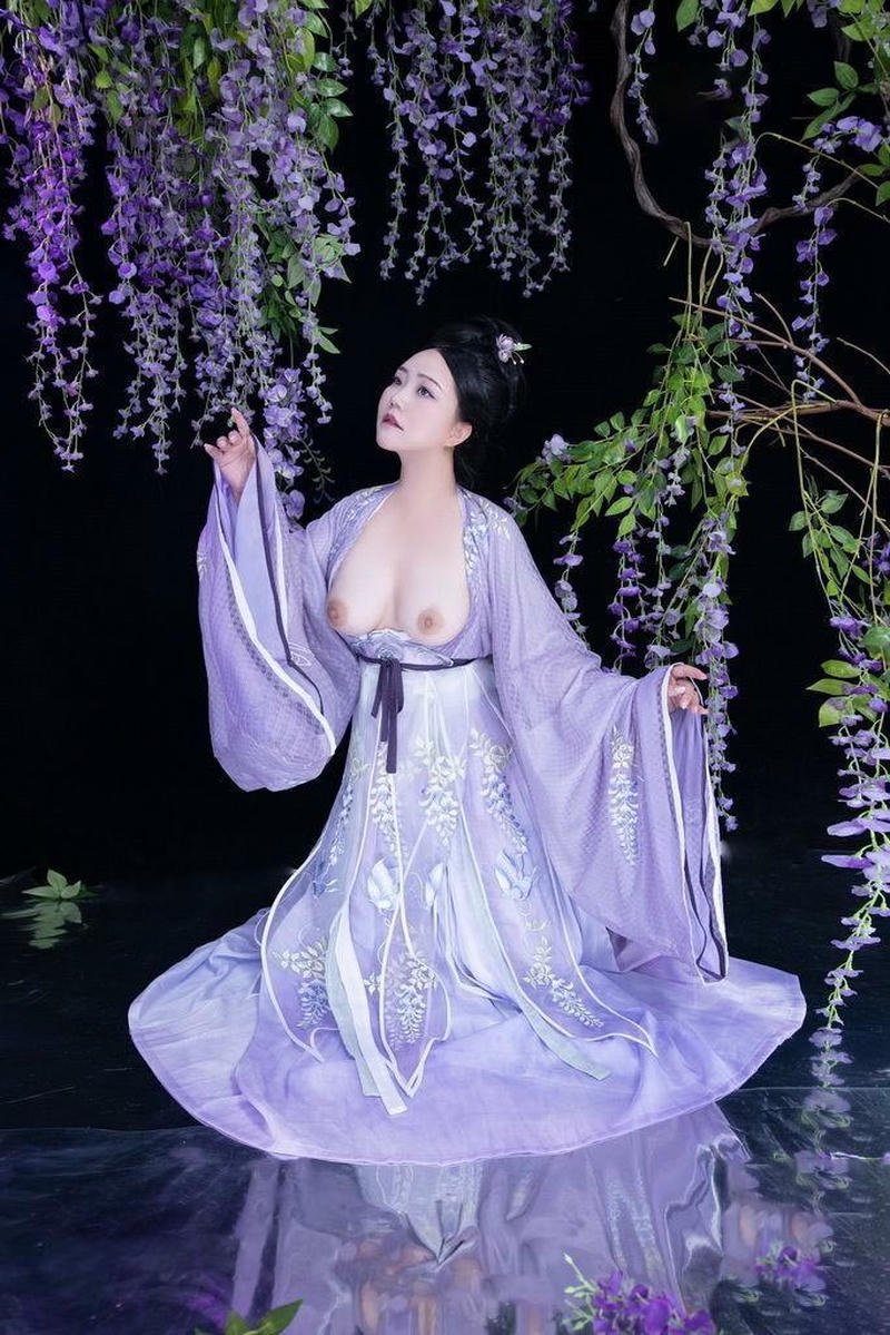 Mỹ nhân cổ trang hàng tuyệt mỹ dâm loạn