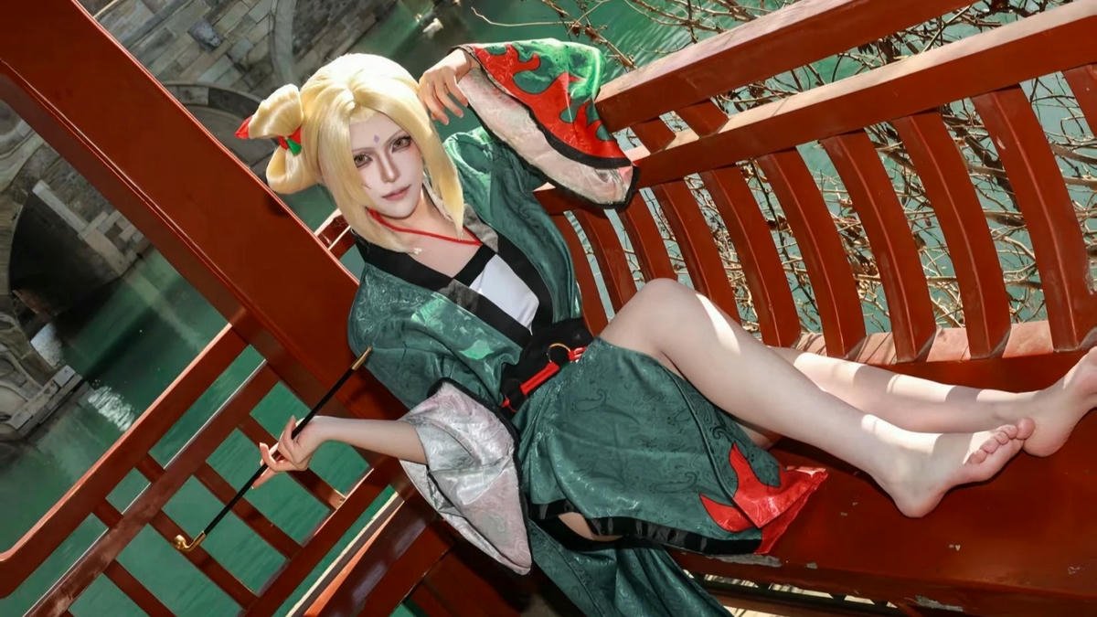 cosplay tsunade thumbnail