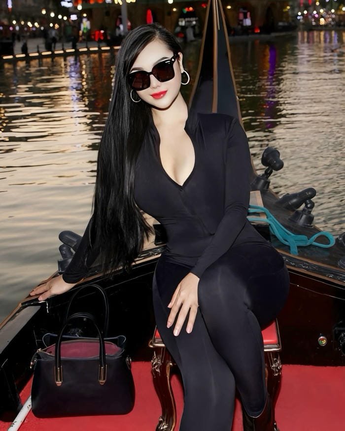 nguyễn ngọc kim thảo bikini thân hình gây mê ánh nhìn