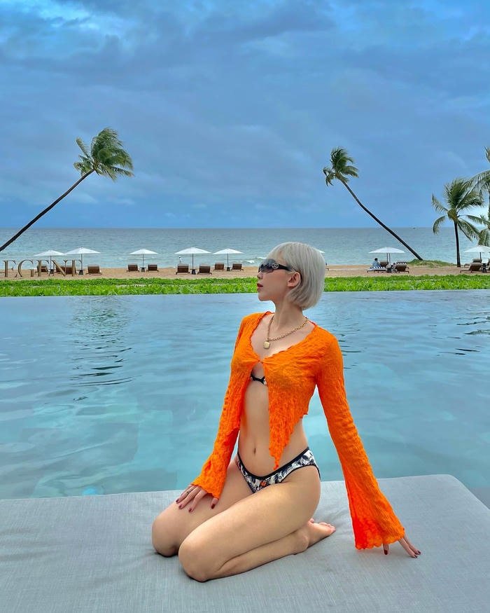 tóc tiên bikini gây chú ý ánh nhìn