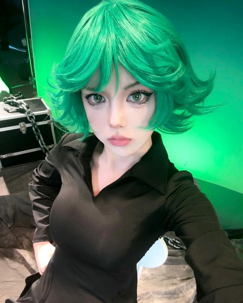 Cosplay Tatsumaki dáng vẻ nhỏ nhắn nhưng đầy năng lượng