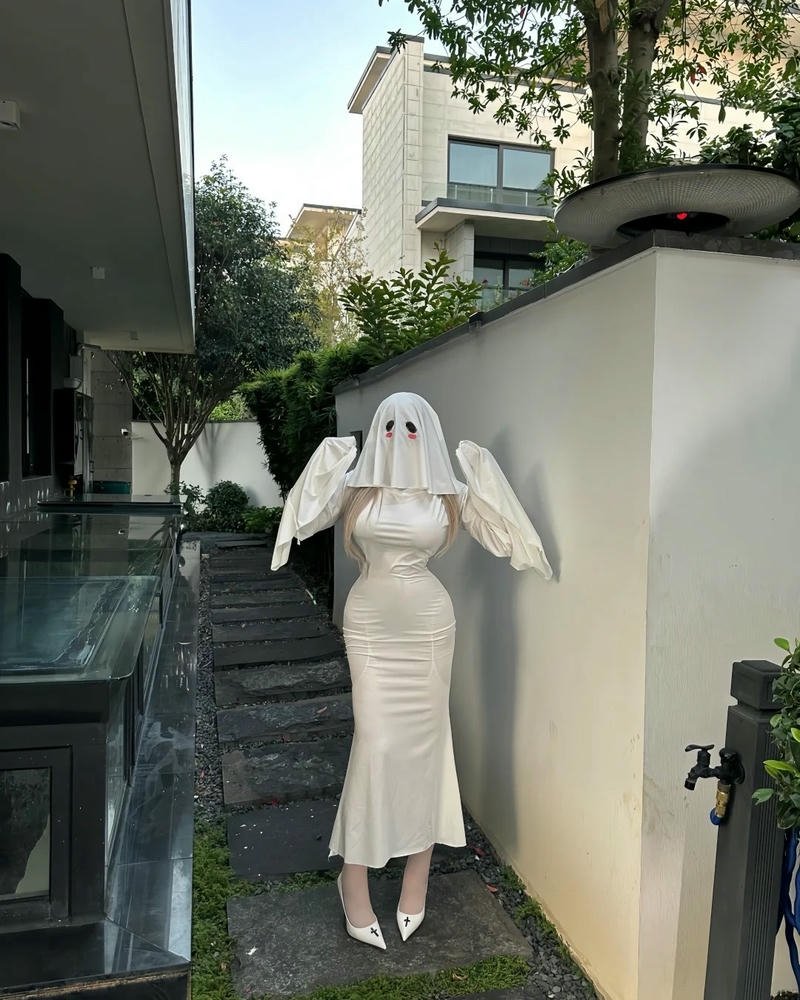 Cosplay ma nữ hình tượng huyền ảo gây ấn tượng mạnh